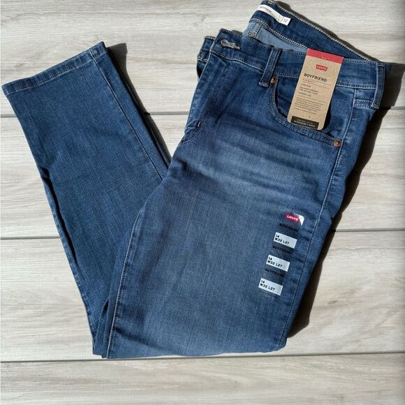 Levi’s Boyfriend Jeans Blue 14 (32w x 27l)  NWT - Picture 4 of 7